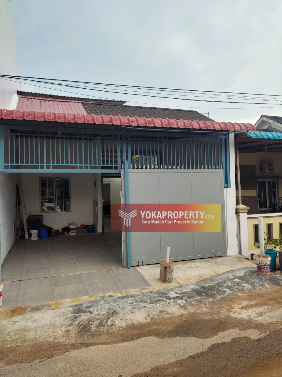Dekat Sungai Panas