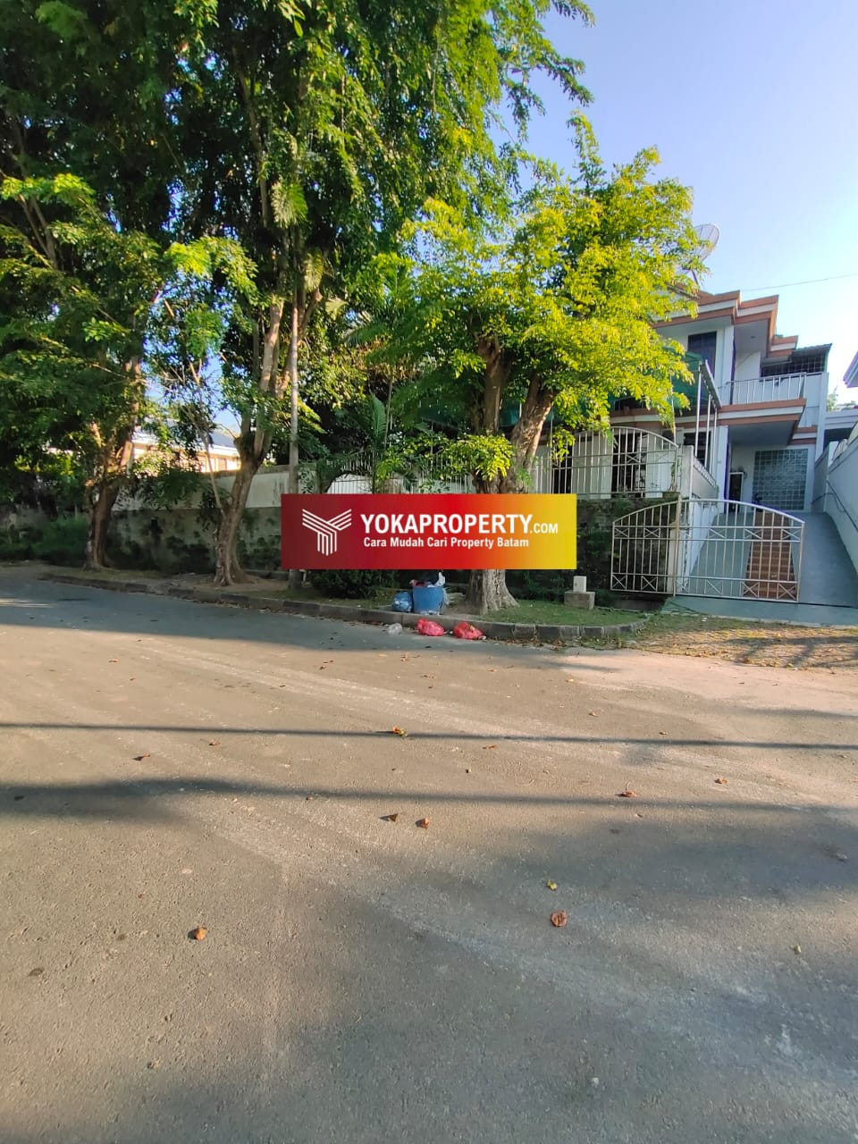 Rumah ada bonus KAVLINGnya nihh